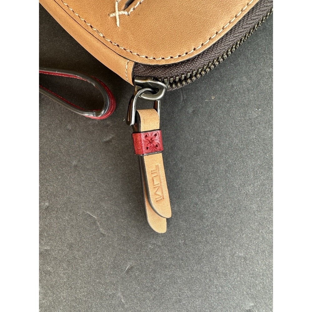 NWT  TUMI Women's Fraser‎ Zip Around Leather Wallet Wristlet Clutch color Brown - Picture 8 of 9